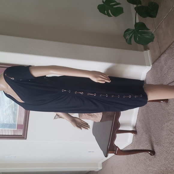 Carmen Marc Valvo 2x stretchy surplice neck leather strap in  grommets trim - Picture 3 of 9